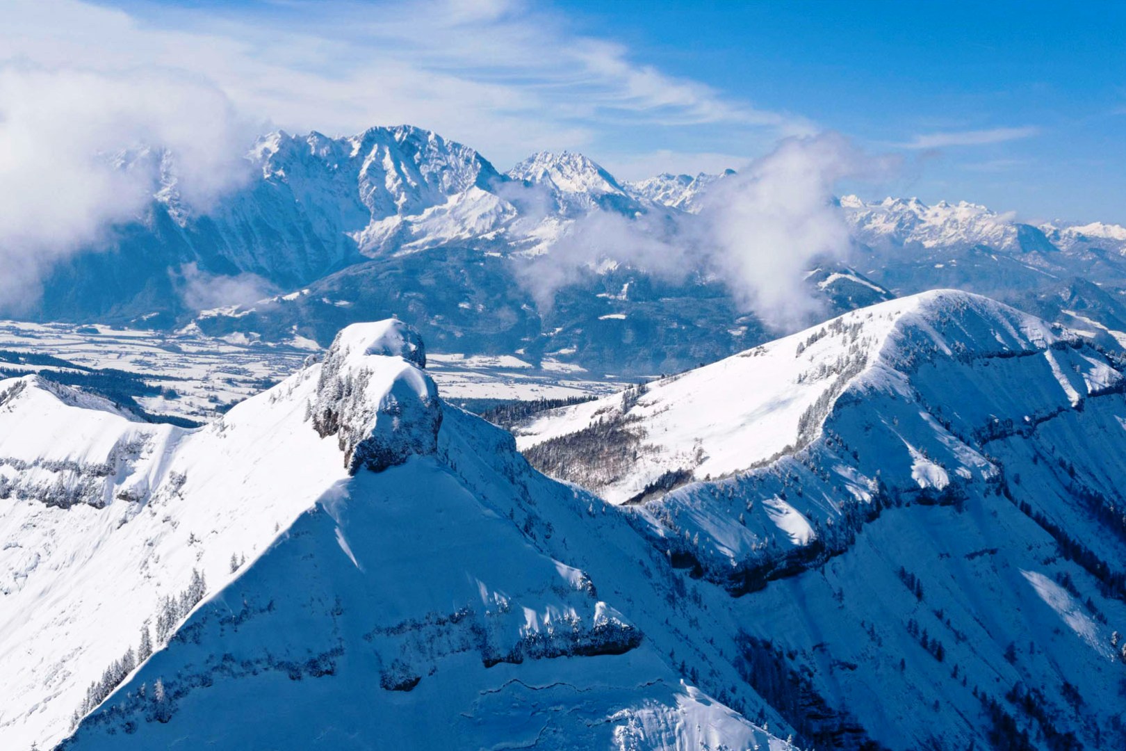 MOUNTAINS: SKI PROPERTY FOR SALE